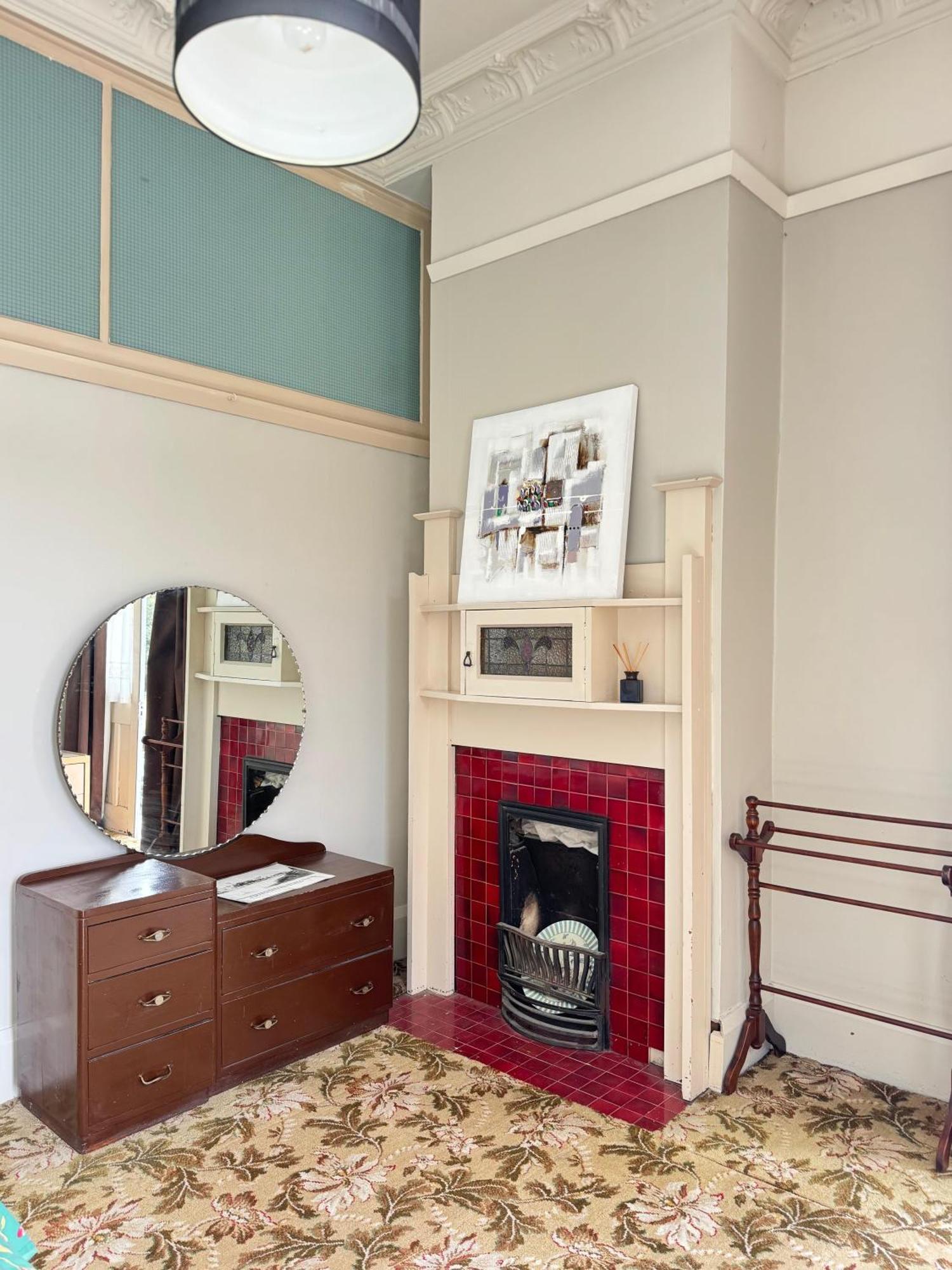 Gladstone Hotel Фэрли Экстерьер фото